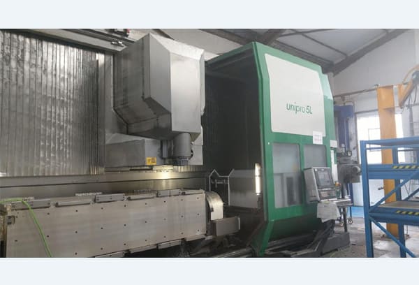 Vertical Machining Center